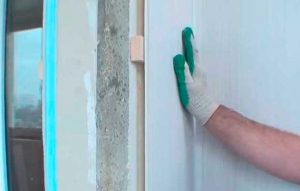 отделка стен балкона пвх панелями