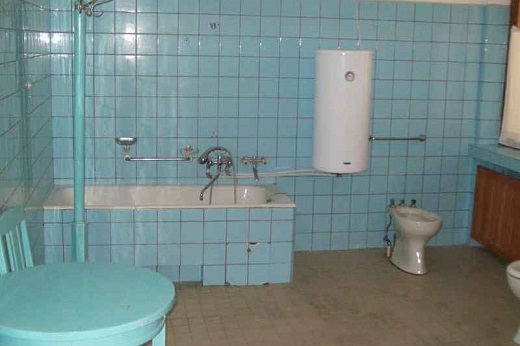 Санузел в сталинке с автономным водонагревателем